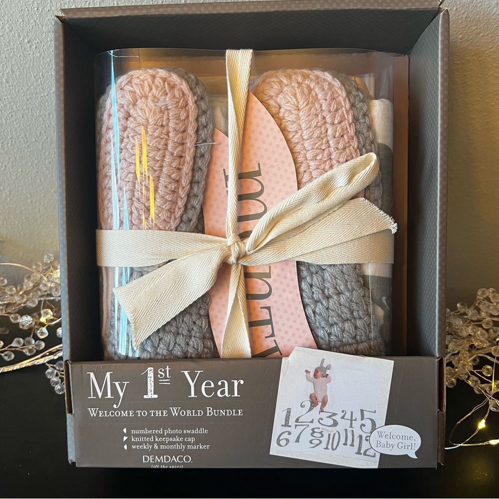 Baby Girl Weekly & Monthly Milestone Blanket & Pink/Gray Bunny Ears Cap Bundle